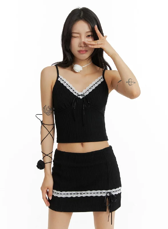 Steal Deal Lace Trim V-Neck Cami Top IM404