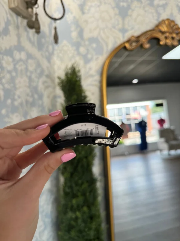 Open Jet Black Small Hair Clip