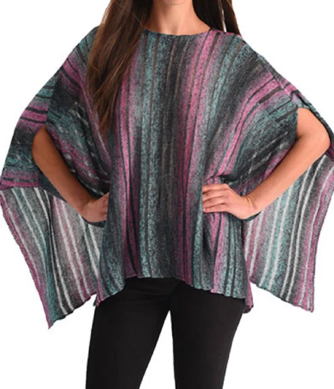 Weekend Savings Bonanza Color Cut-Out Poncho In Teal