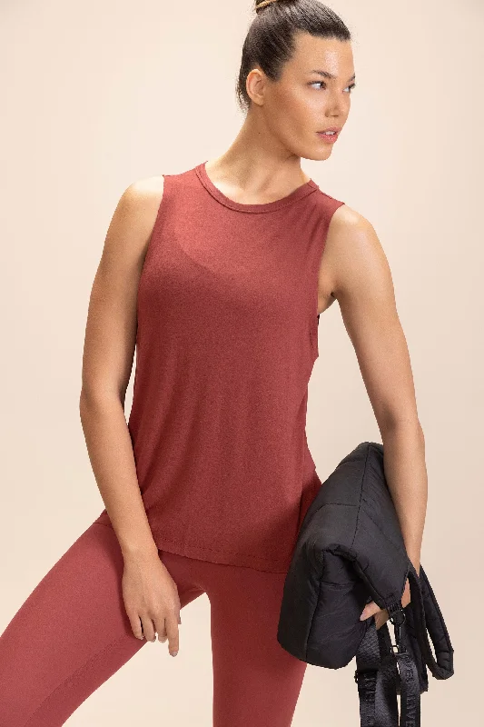 Today’s Deal Long Flow Tank Top