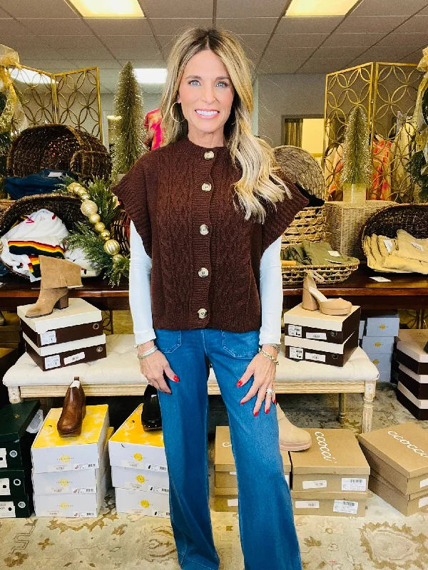 New Markdowns LIVING IN ACTION TOP