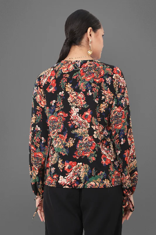 Deal Dash Kuro Floral Printed Top