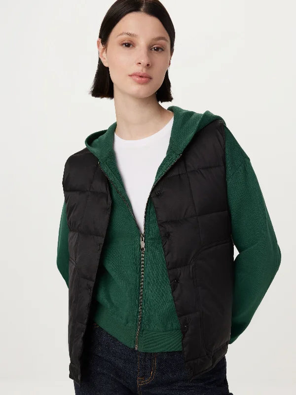 Hurry Up The Aero Packable Vest in Black