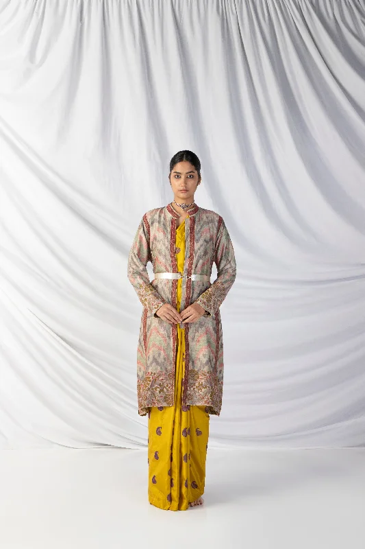 Weekend Specials to Indulge In Vijaya Jacket In Smoke Grey And Pink