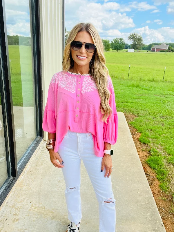 Weekend Savings Galore MAKING ME CONFIDENT TOP--FLASH SALE