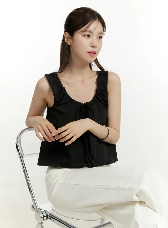 Weekend Discounts to Indulge In Shirring U Neck Crop Sleeveless Top OU428