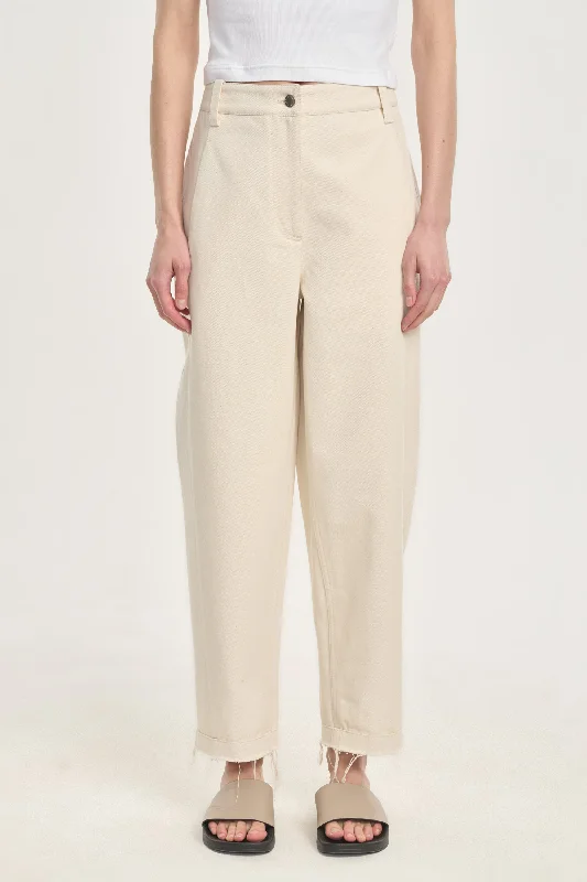 Closeout Sale Ecru denim classic jeans
