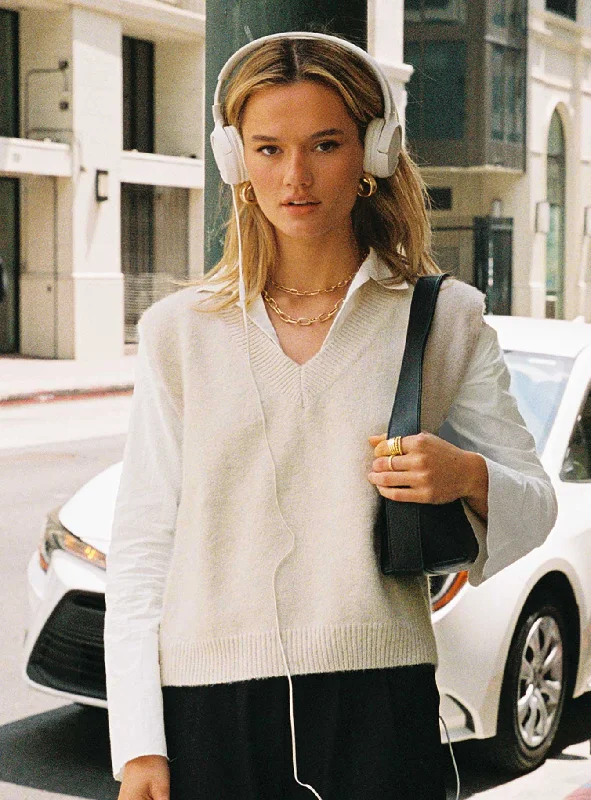 While Supplies Last Lexie Sweater Vest Cream