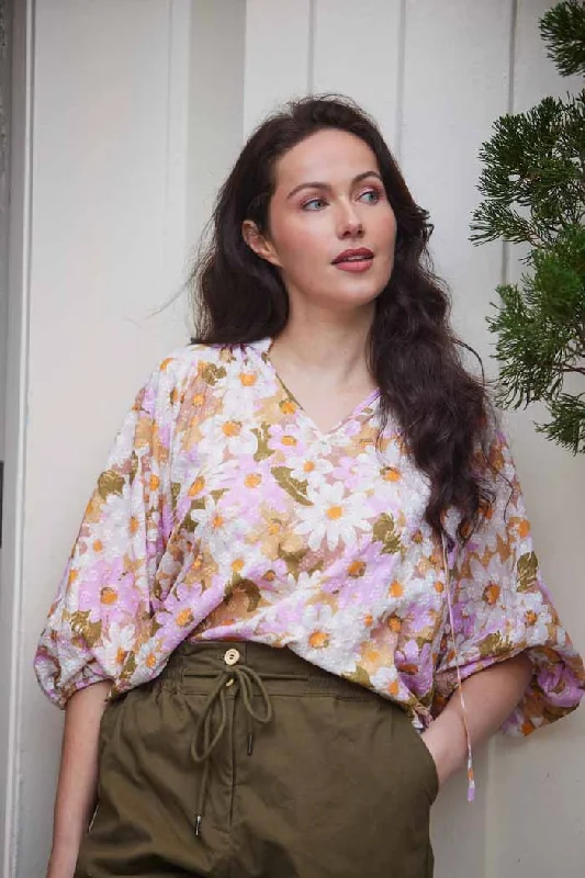 Shop and Save Quinn Floral Top
