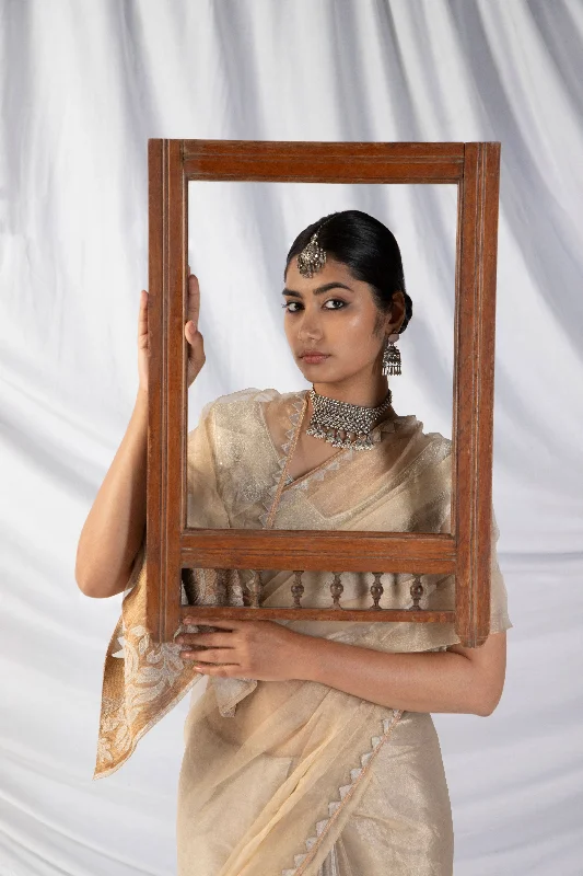 Special Discount Shwetambari Saree And Blouse Set In Concrete Silver And Latte Gold