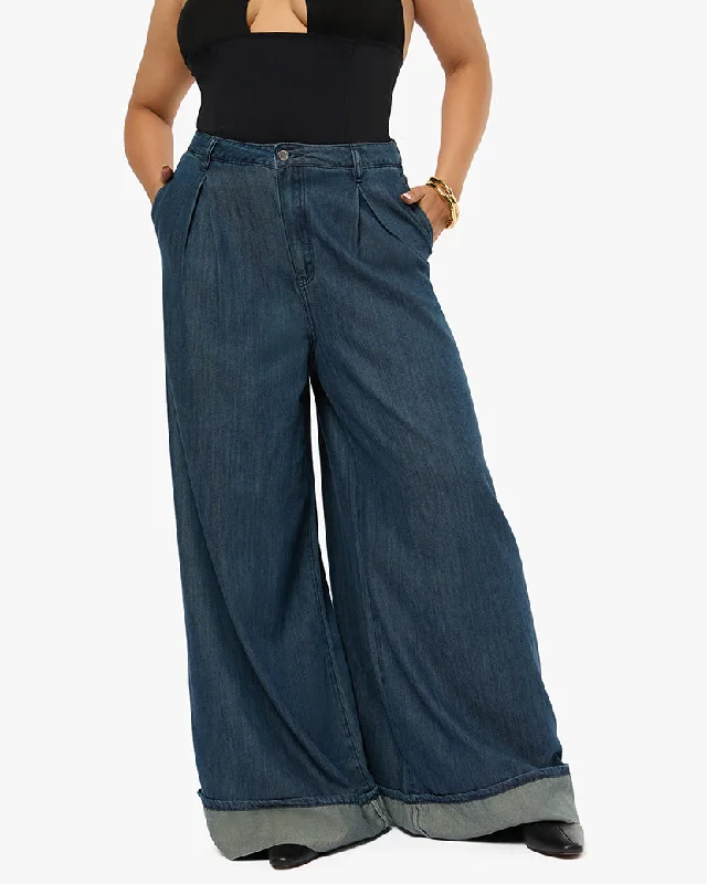 Steals and Deals Pleated Wide Leg Jean