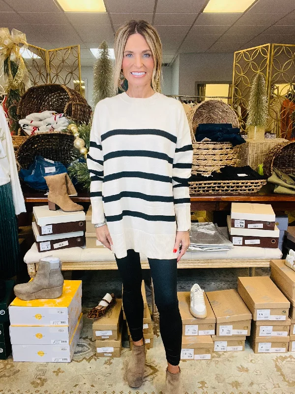 Final Clearance THE NEWMAN EFFECT SWEATER