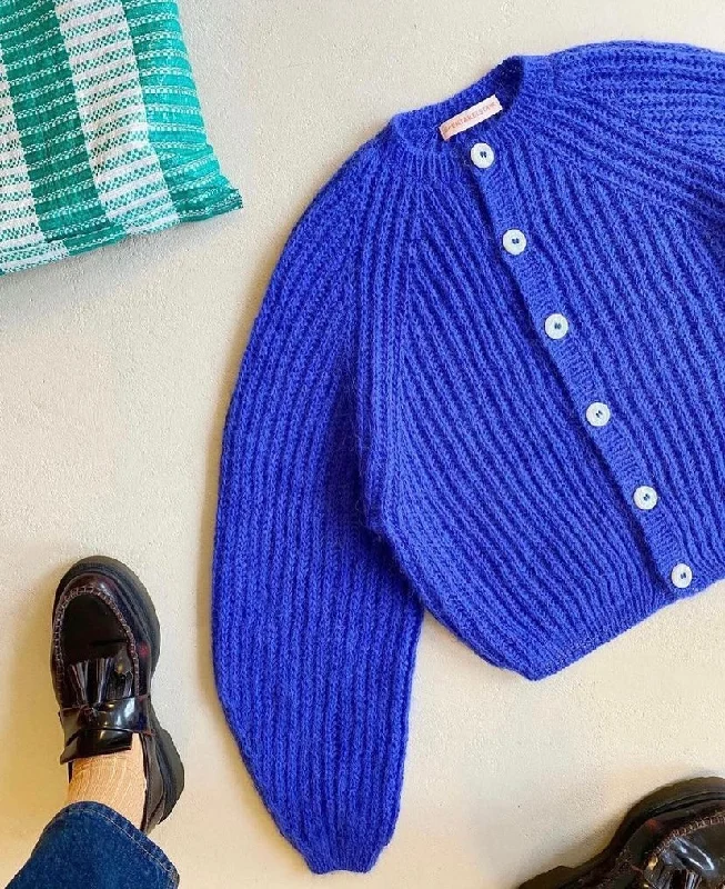 Weekend Wonders Await! O2 Cardi