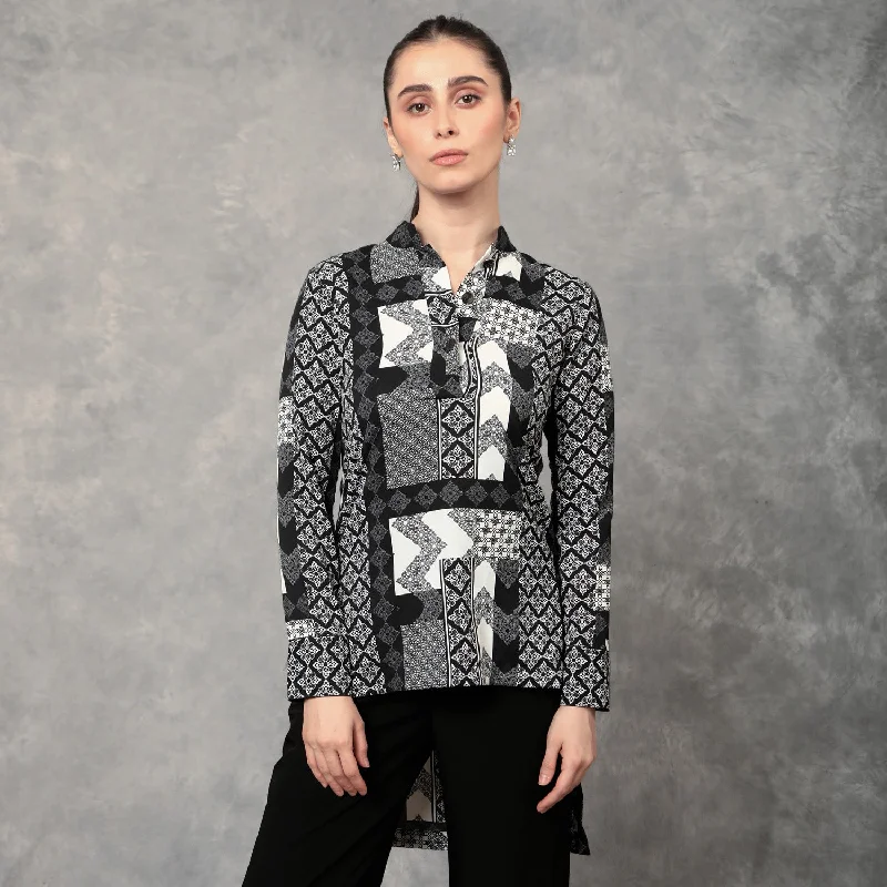Anniversary Sale High-low Cut Top In Geometric Print