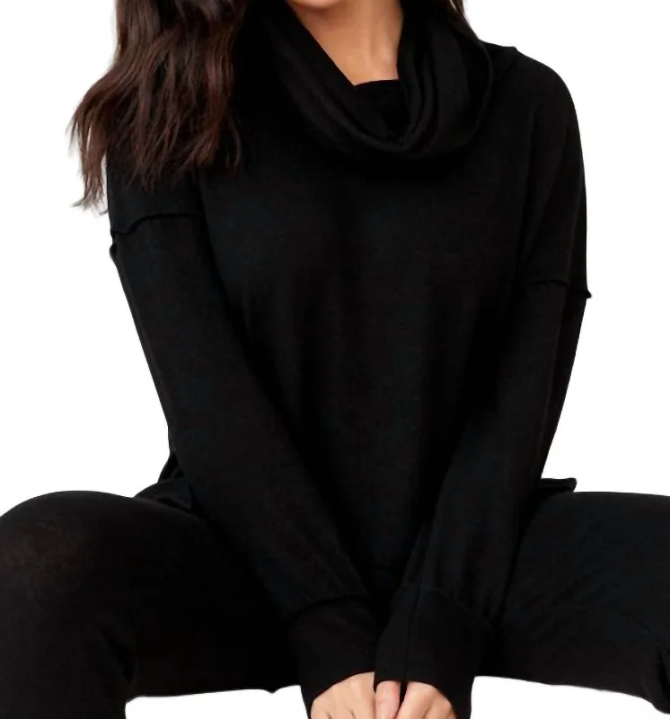 Weekend Discounts to Enjoy Cowl Poncho In Black