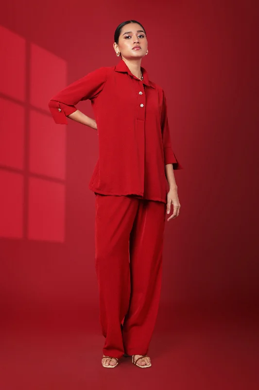 Members Only Rouge Solid Crimson Tailored Top