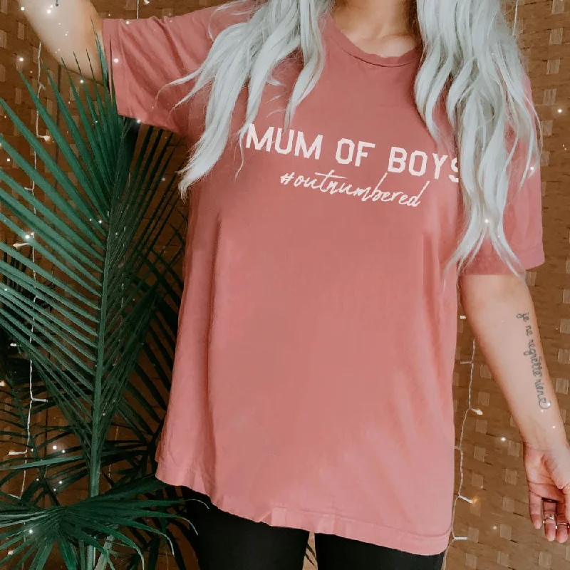 Steal Deal Mum of Boys Hashtag Outnumbered T-Shirt (MRK X)