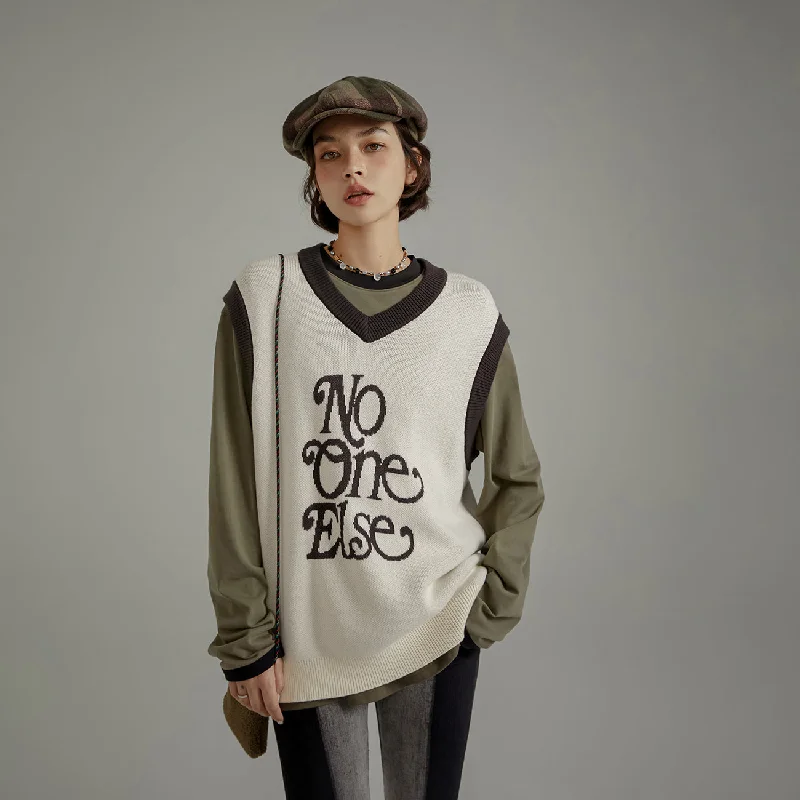 Price Cut Logo Jacquard Knit Vest