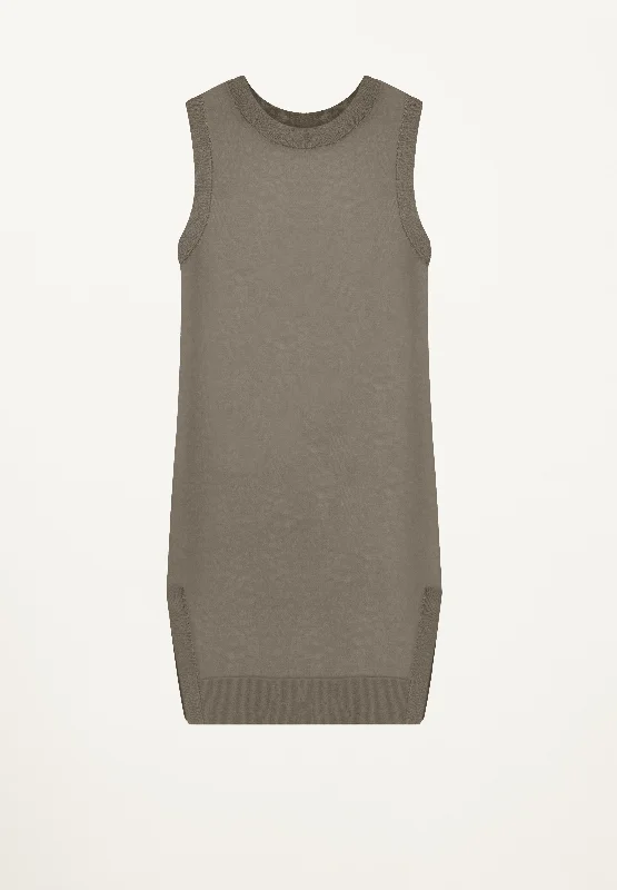 Weekend Deal Sleeveless Tunic in Taupe