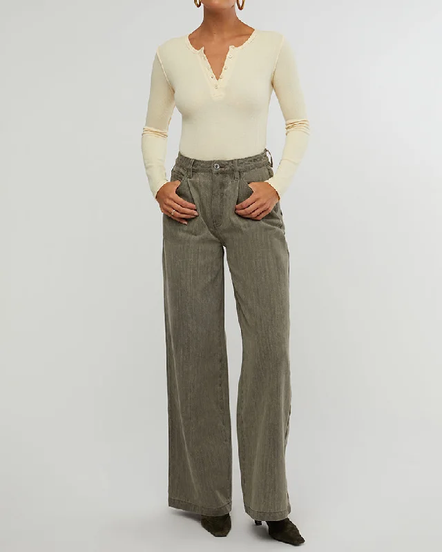Huge Savings High Rise Pleated Wide Leg Pants