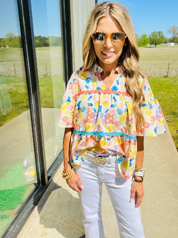 Weekend Discounts to Savor SPRING FEELS TOP- YELLOW